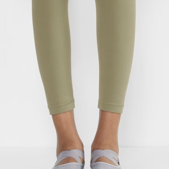 NWT Aritzia GOLDEN BUTTER Cheeky Hi-Rise 26" Legging Sundried Olive 4 - Picture 7 of 7